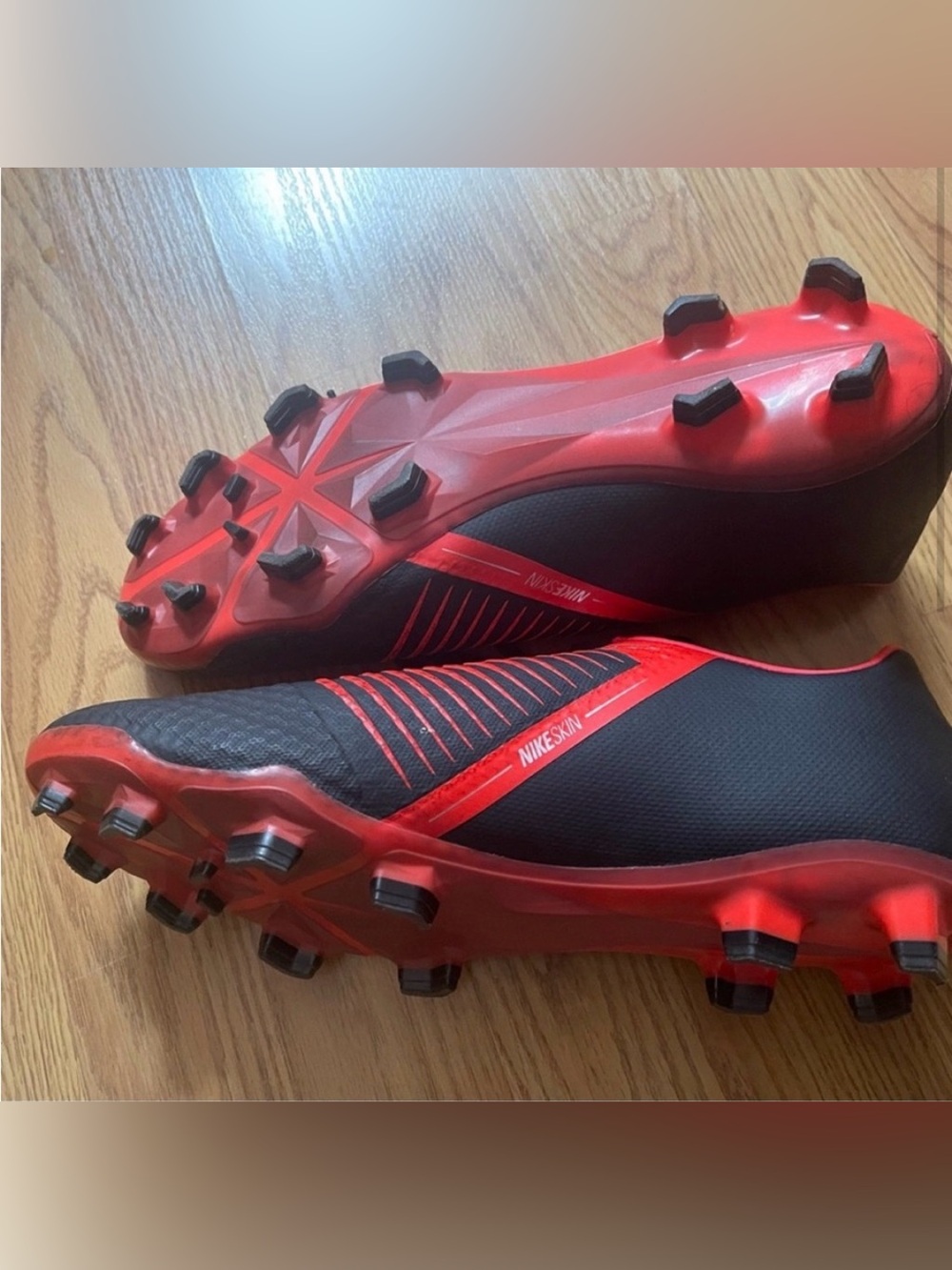 Nike Men’s Black and Red Soccer Cleats - NikeSkin